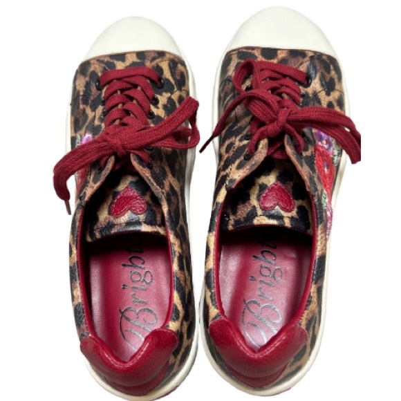 NWT Brighton UPTOWN SPOTS
Spots Floral Embroidered Leopard Print Sneakers